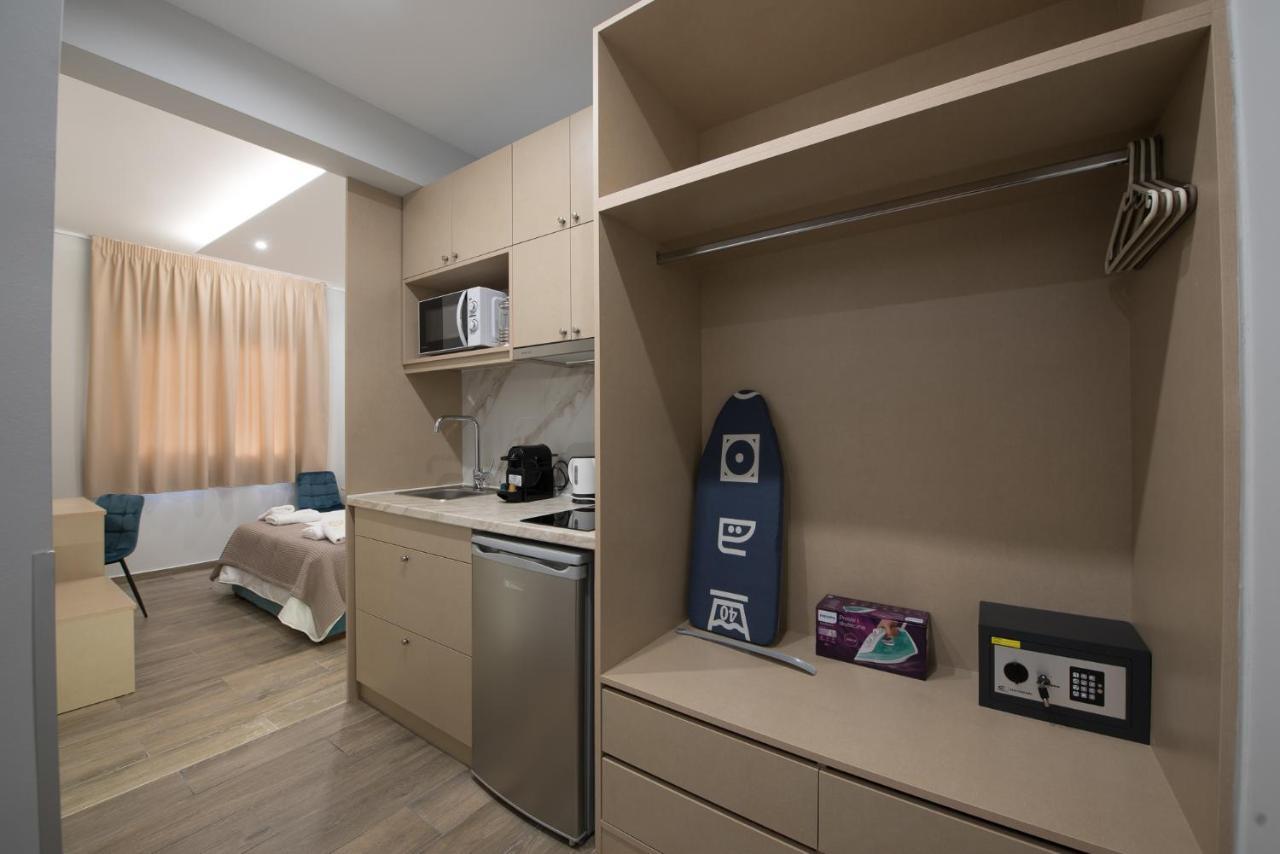 Rob Venture Suites At The Central Of Athens City Екстериор снимка