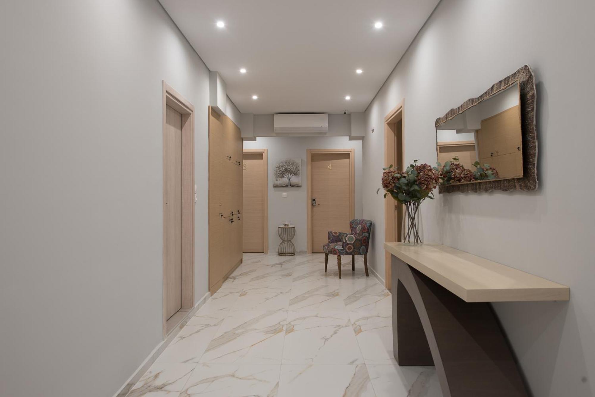 Rob Venture Suites At The Central Of Athens City Екстериор снимка