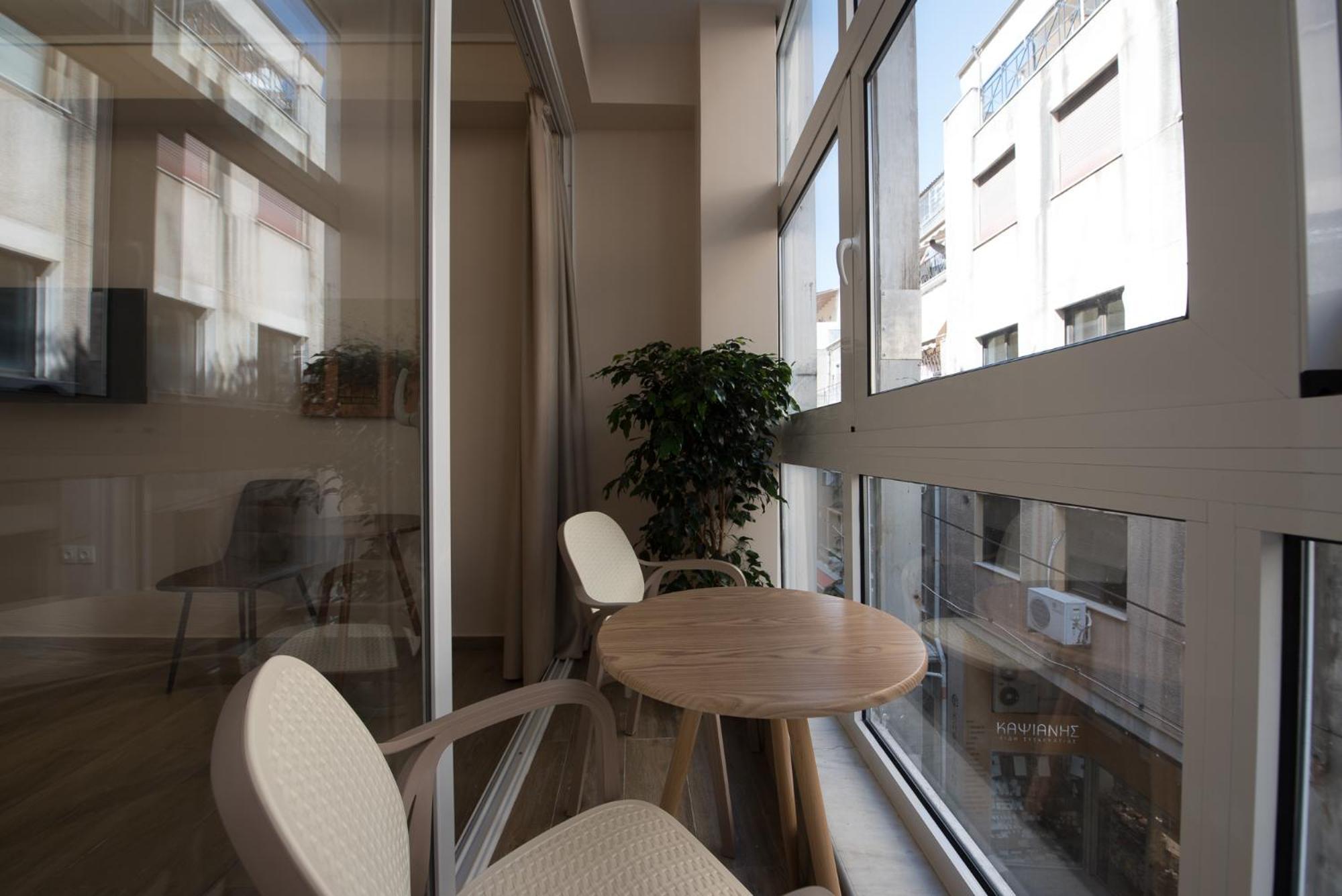 Rob Venture Suites At The Central Of Athens City Екстериор снимка