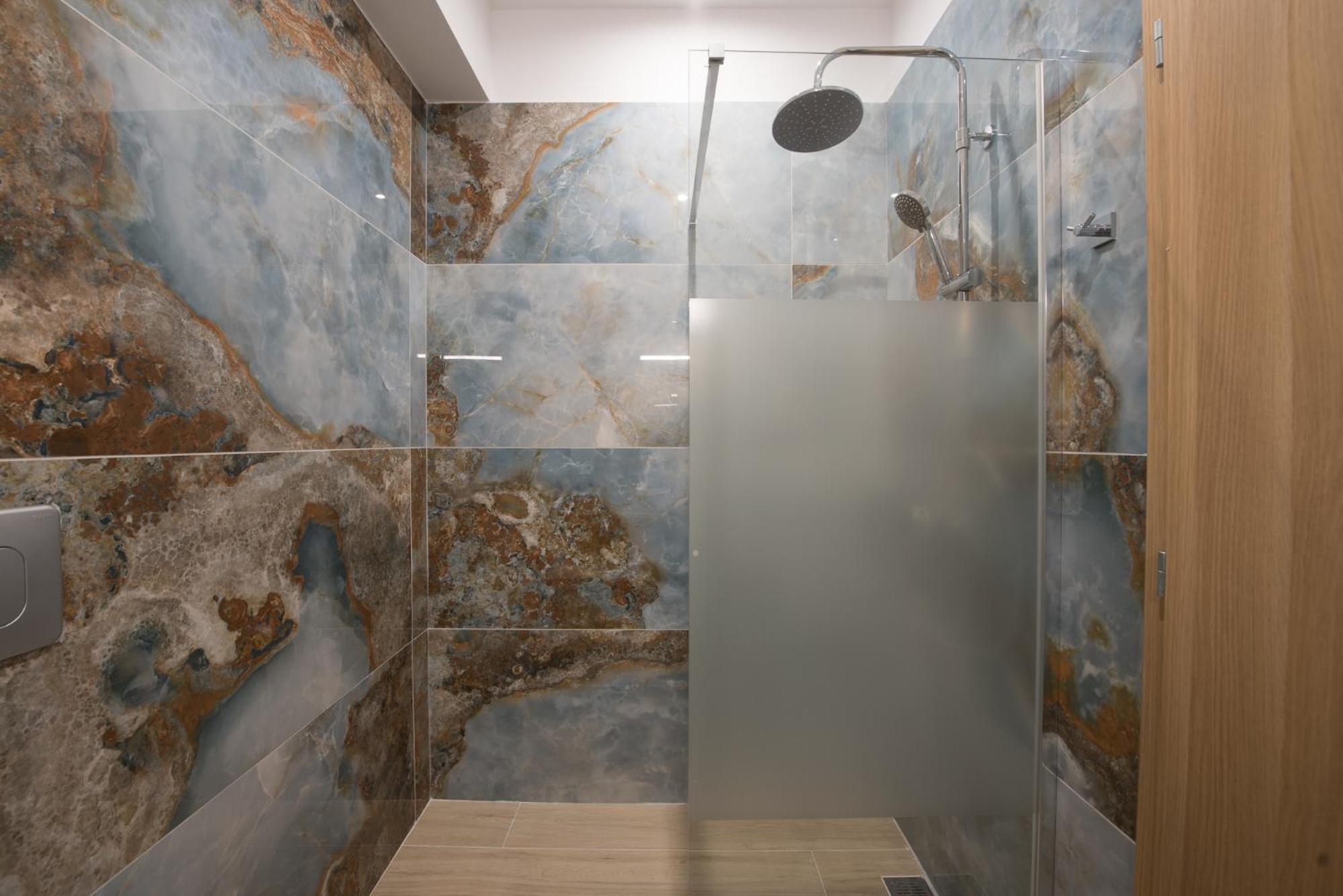 Rob Venture Suites At The Central Of Athens City Екстериор снимка