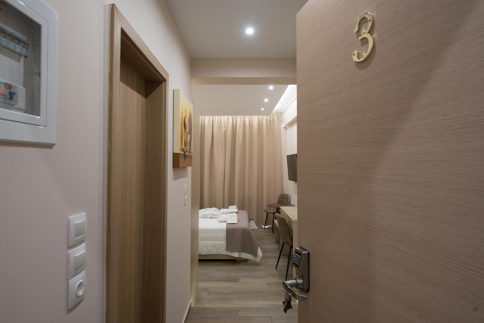 Rob Venture Suites At The Central Of Athens City Екстериор снимка
