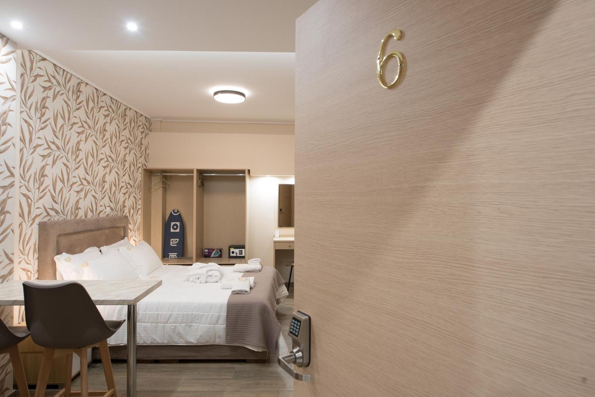 Rob Venture Suites At The Central Of Athens City Екстериор снимка