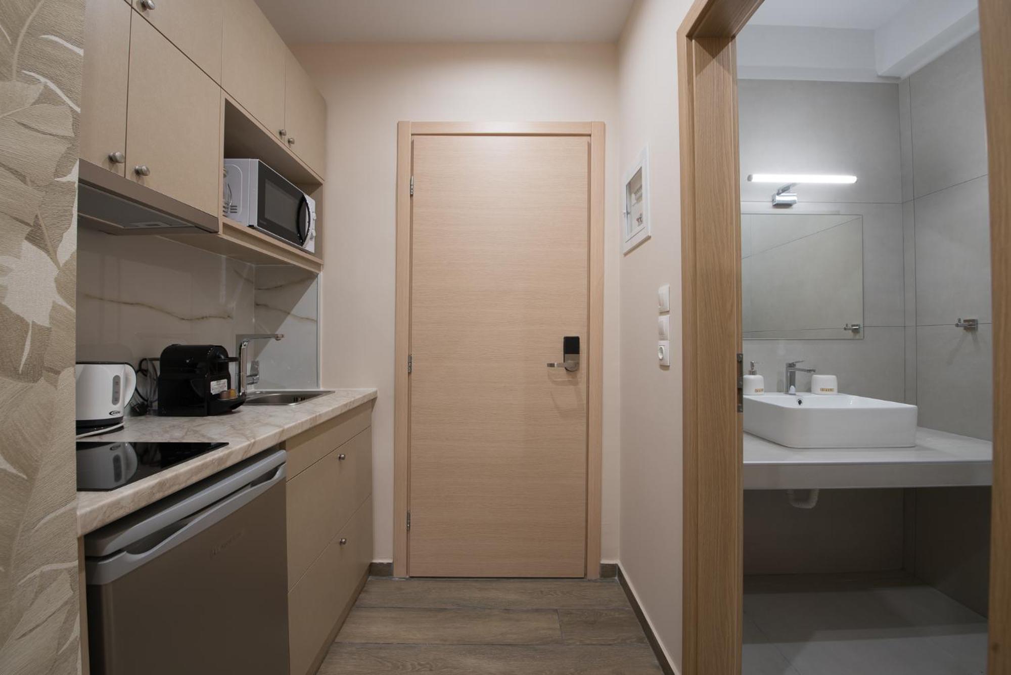 Rob Venture Suites At The Central Of Athens City Стая снимка